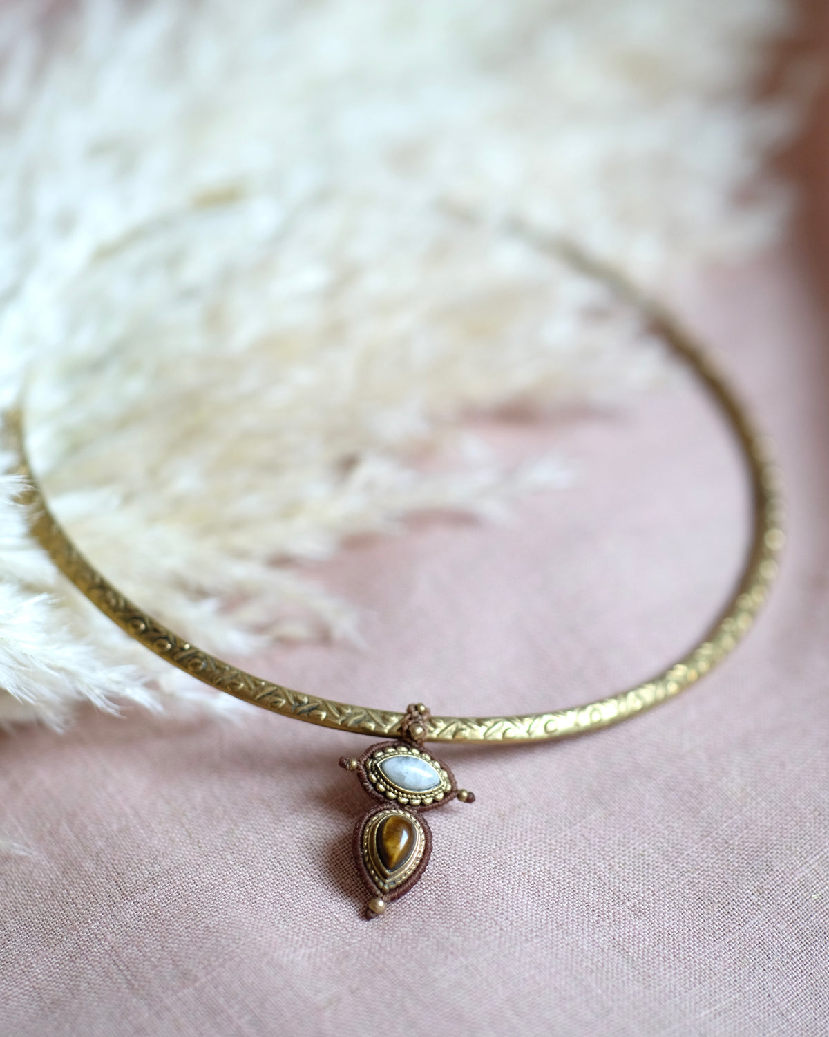 • Chameli •