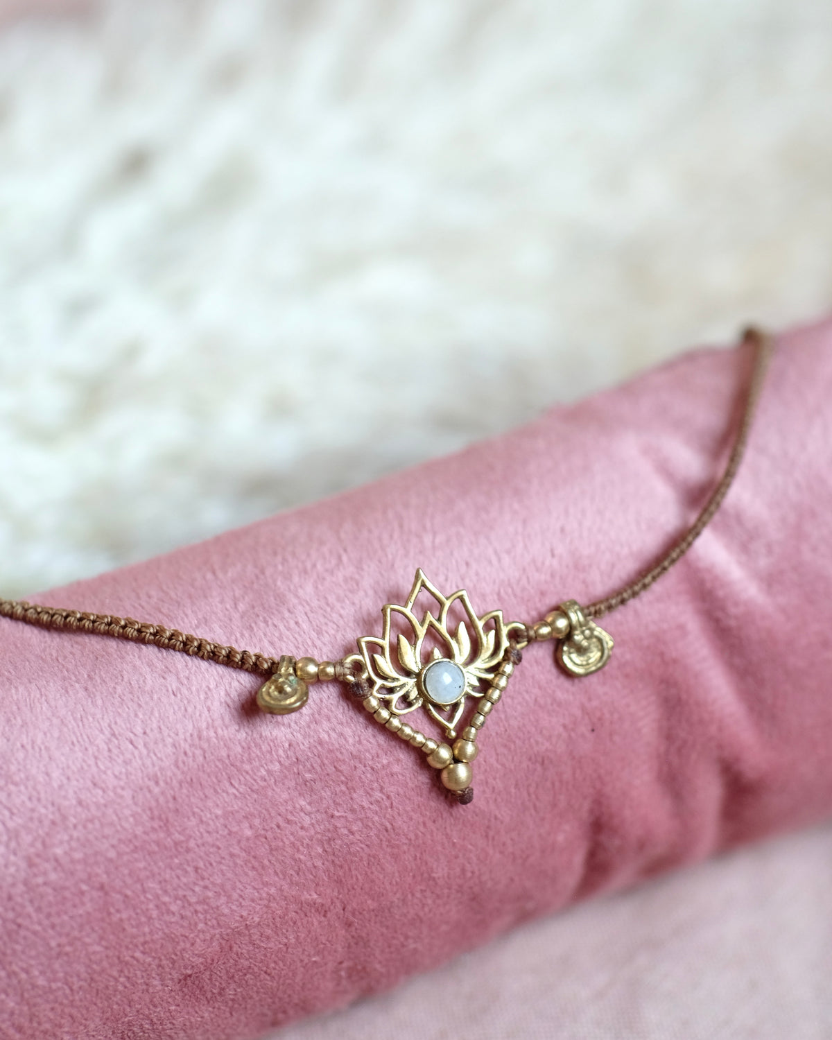 • Collana Lotus •