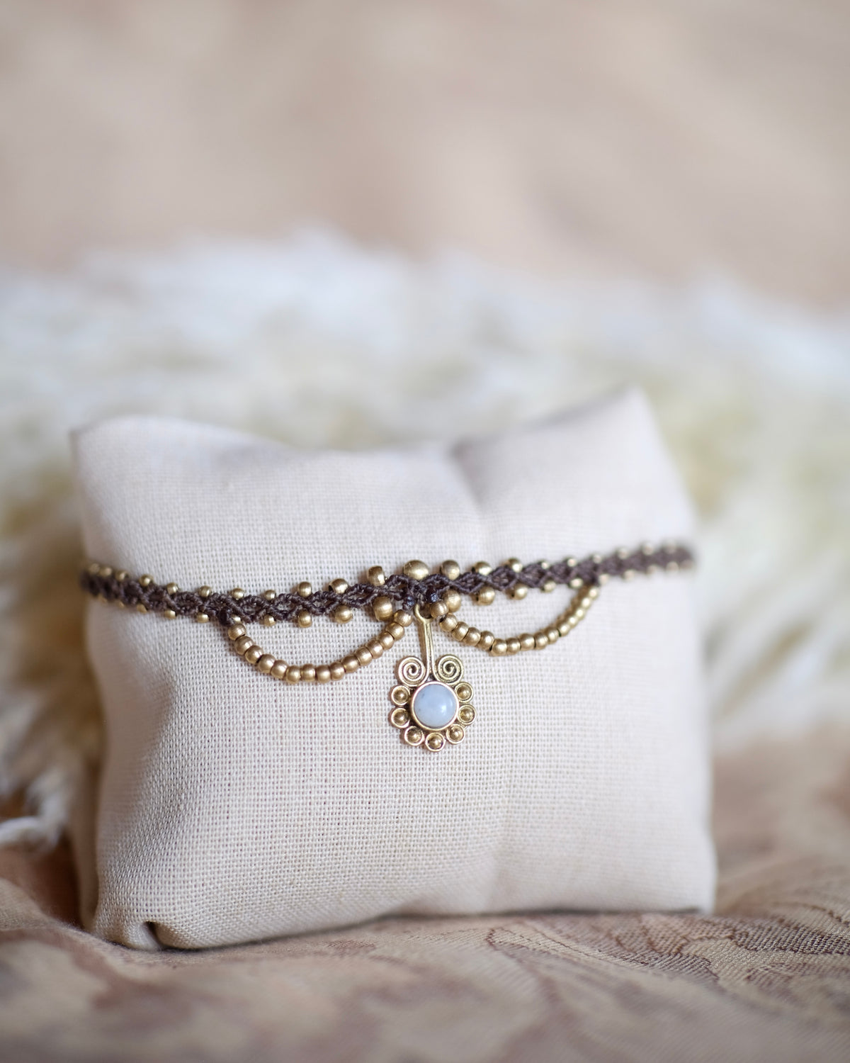 • Kirti labradorite bianca •
