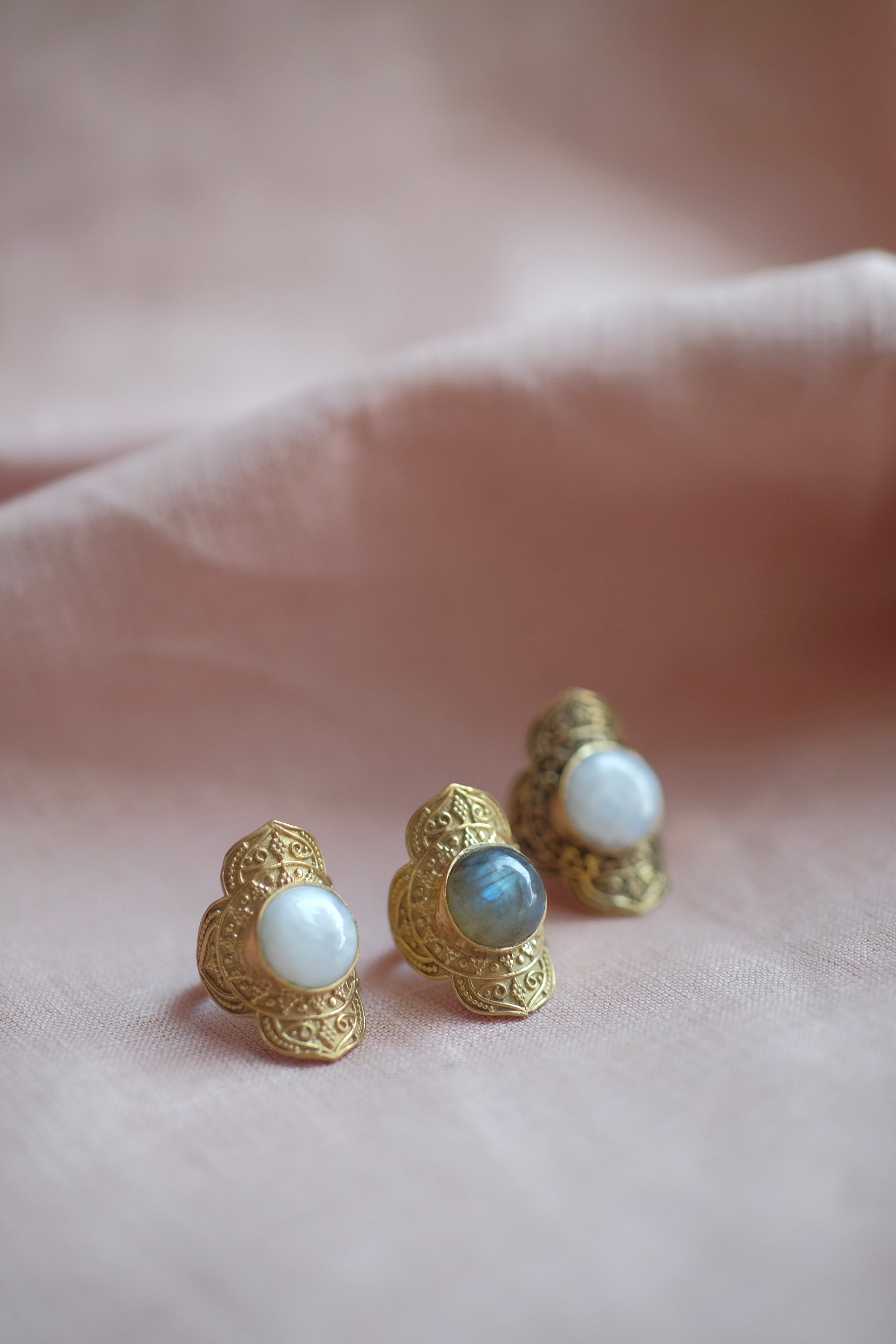 • Kajal •