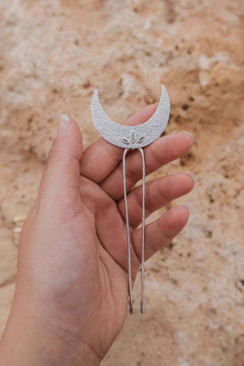 • ARTEMIS •